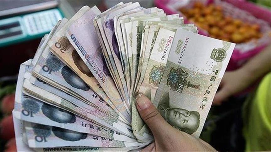 الصين تحدد سعر صرف اليوان عند مستوى 6.7182 دولار